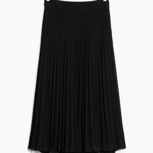 & Other Stories | Pleated Midi Skirt | Black | US 8